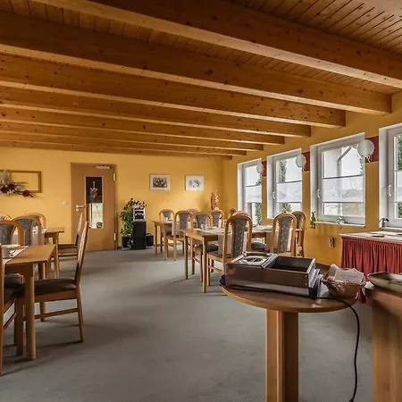 Hotel-pension Am Rosarium Pensjonat Sangerhausen