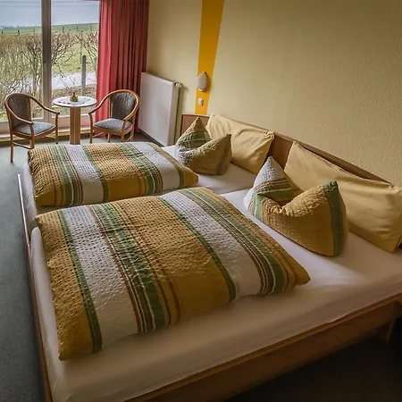 Gasthof Hotel-pension Am Rosarium 3*