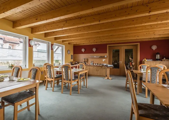 Hotel-pension Am Rosarium 3* Sangerhausen